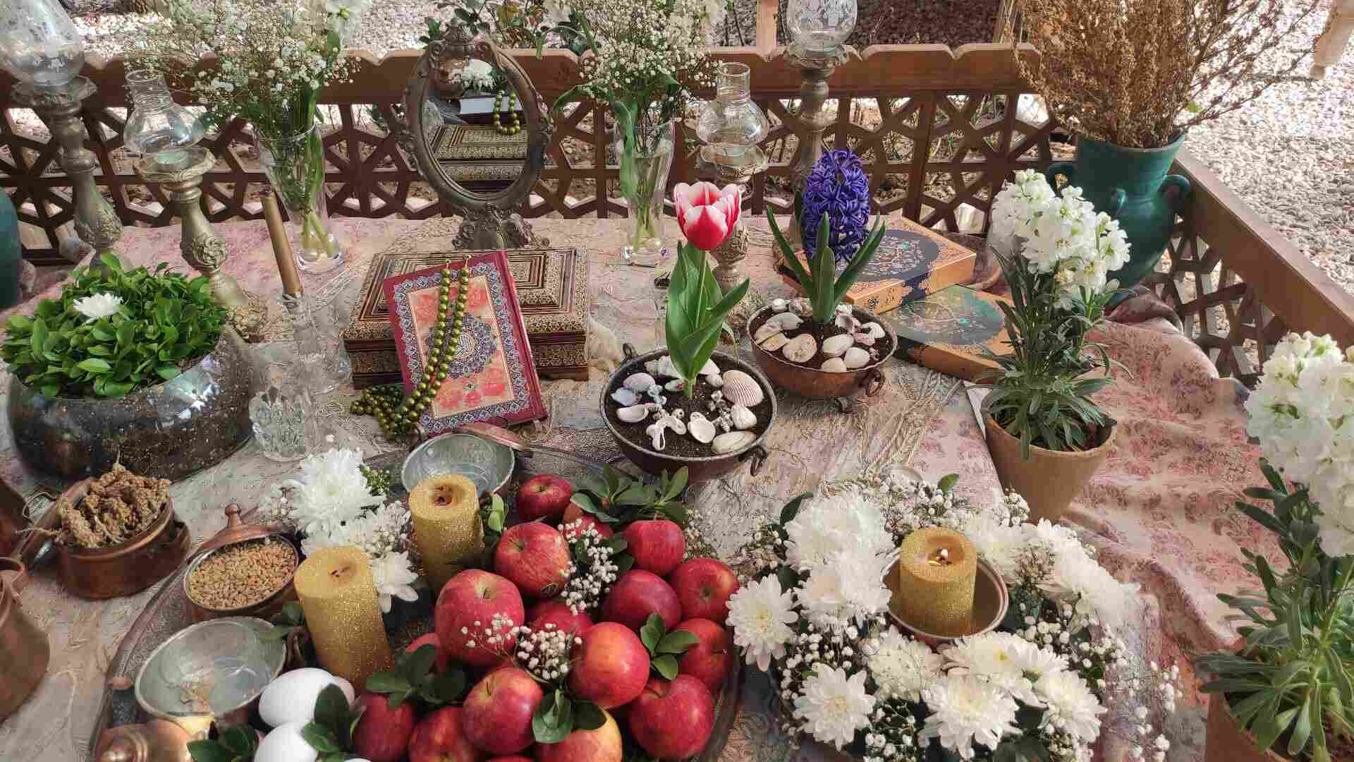 بازارچه نوروزی خیریه قلبهای سبز